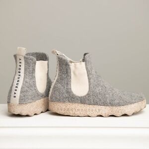 ASPORTUGUESAS Caia Boots Wool Blend Grey Chelsea Cork Sole W Sz 6.5 Natural Eco